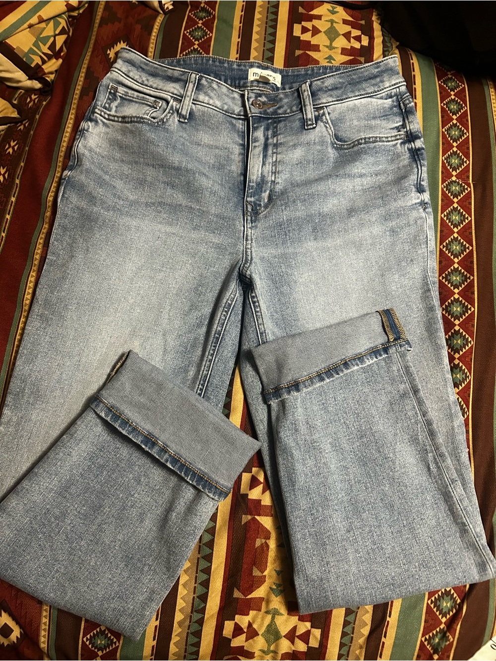 Light Wash Women’s Jeans - Classic Straight Leg